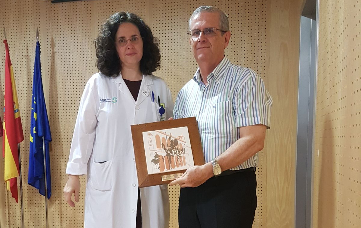 El Hospital de Villarrobledo rinde un emotivo homenaje a un médico del Centro de Salud de Las El Hospital de Villarrobledo rinde un emotivo homenaje a un médico del Centro de Salud de Las